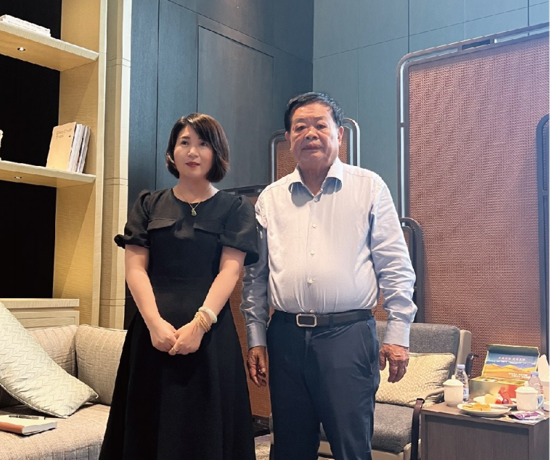 Luban Cabin Capsule Tiny House Starts with Glass