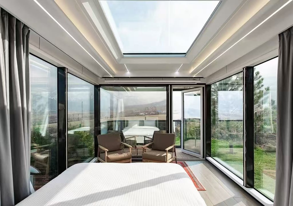 kazakhstan-alpine-resort-bedroom-04