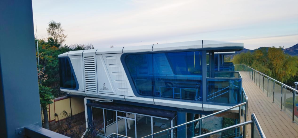 Airbnb Success: Why Capsules Get 40% More Bookings