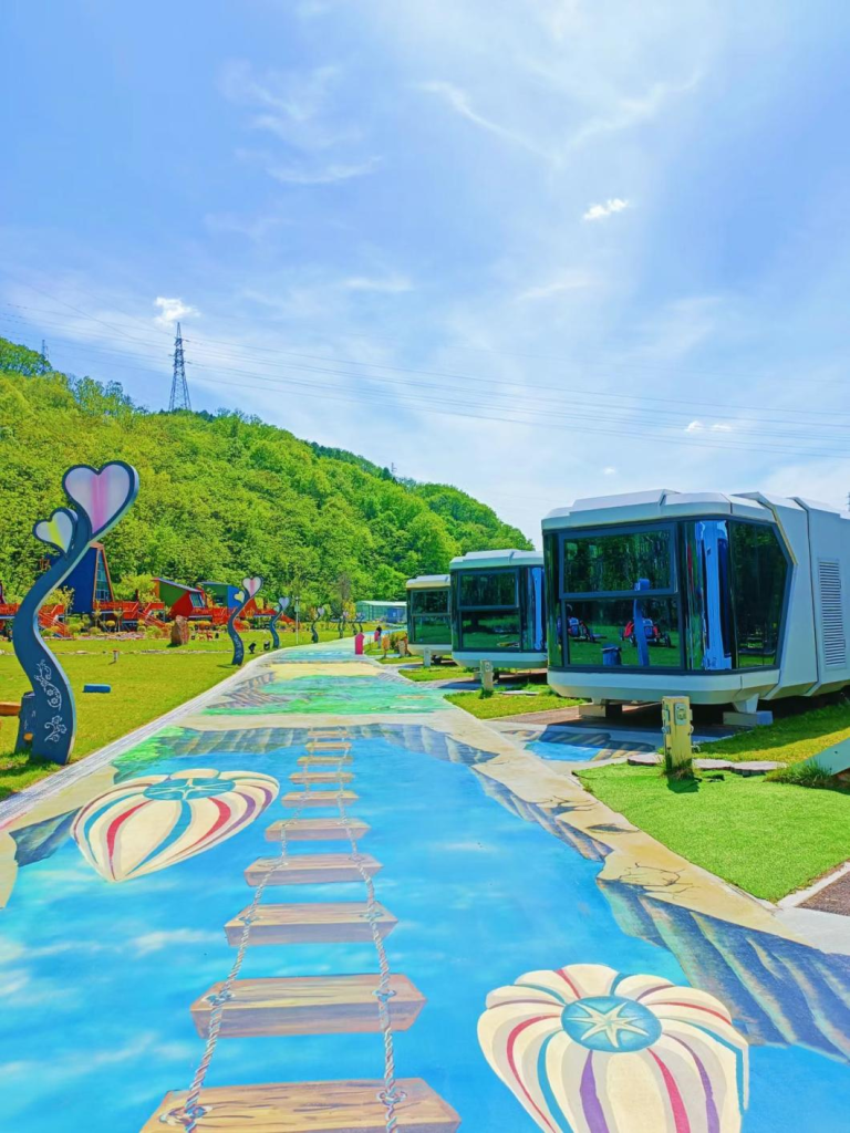Capsule Houses Make Resorts More Attractive