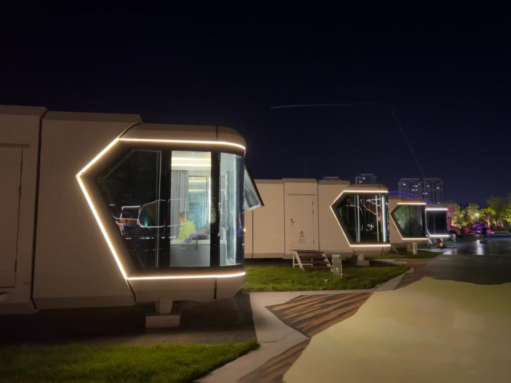 Capsule Houses Make Resorts More Attractive