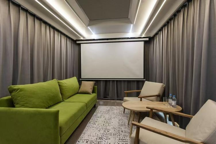 From Capsule House to Future Smart Living