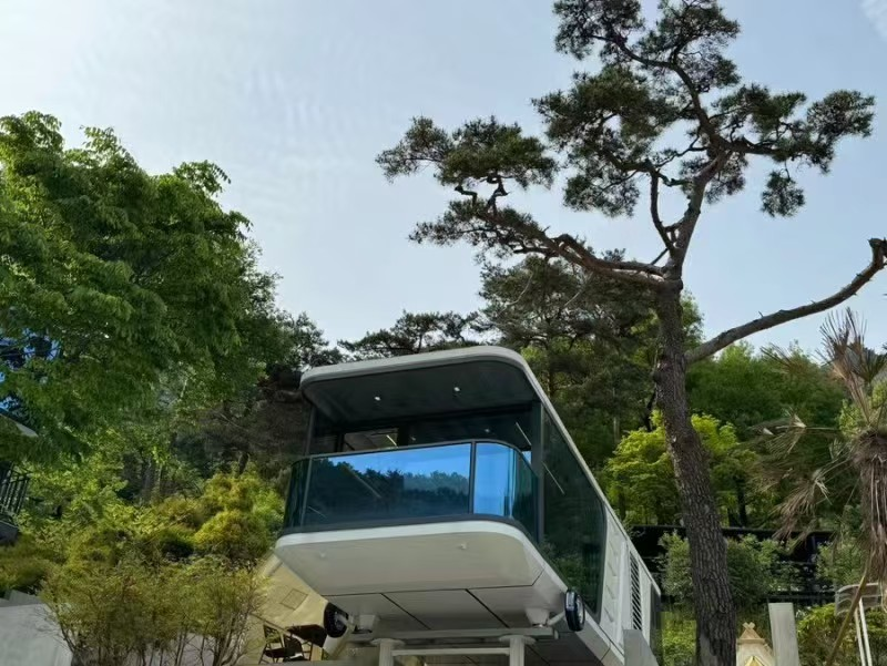 Why Choose a Capsule House for Future Living?
