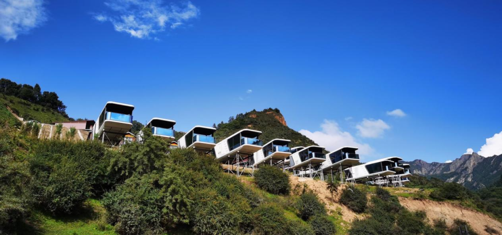 Why Capsule Houses Outperform Traditional Guest Houses