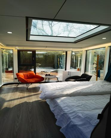 Capsule Houses Create More Possibilities