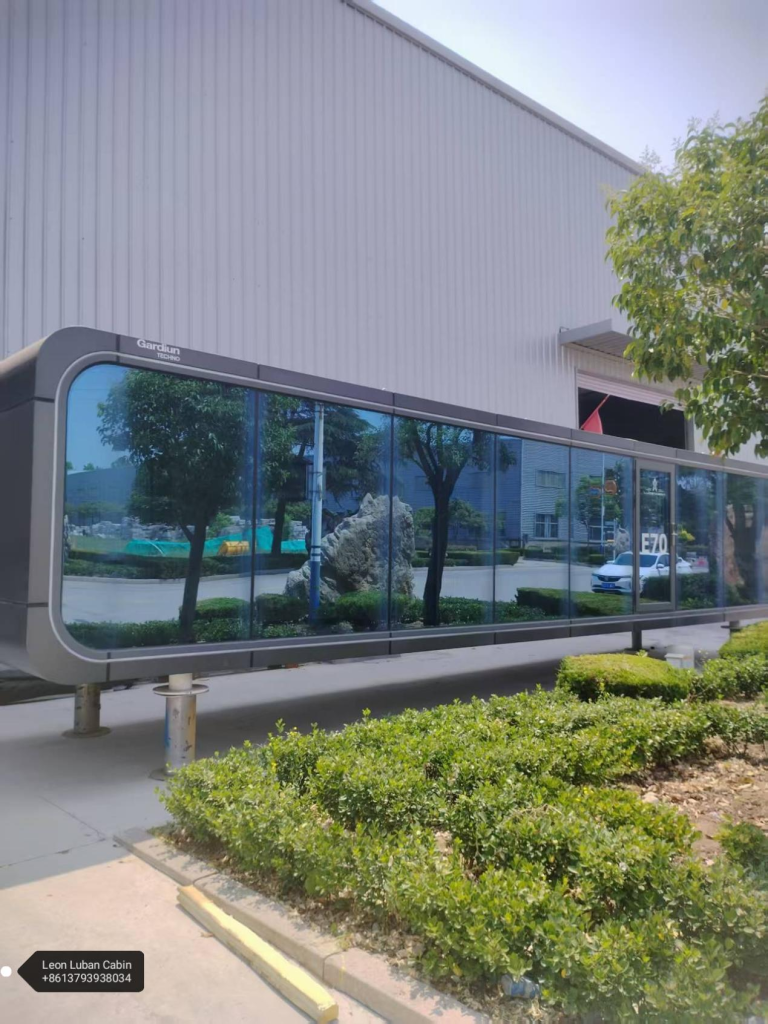 Futuristic Home Ideas Meet Capsule Living